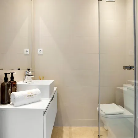 Luxurious Penthouse - View, Roof Terrace, 3br - 2ba * Estepona