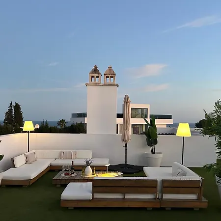 Apartmán Luxurious Penthouse - View, Roof Terrace, 3br - 2ba Estepona