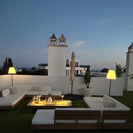 Apartmán Luxurious Penthouse - View, Roof Terrace, 3br - 2ba