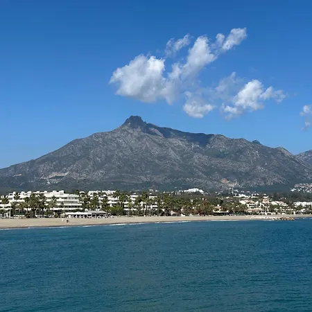 Apartmán Luxurious Penthouse - View, Roof Terrace, 3br - 2ba