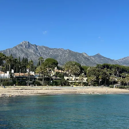 Luxurious Penthouse - View, Roof Terrace, 3br - 2ba Apartmán Estepona